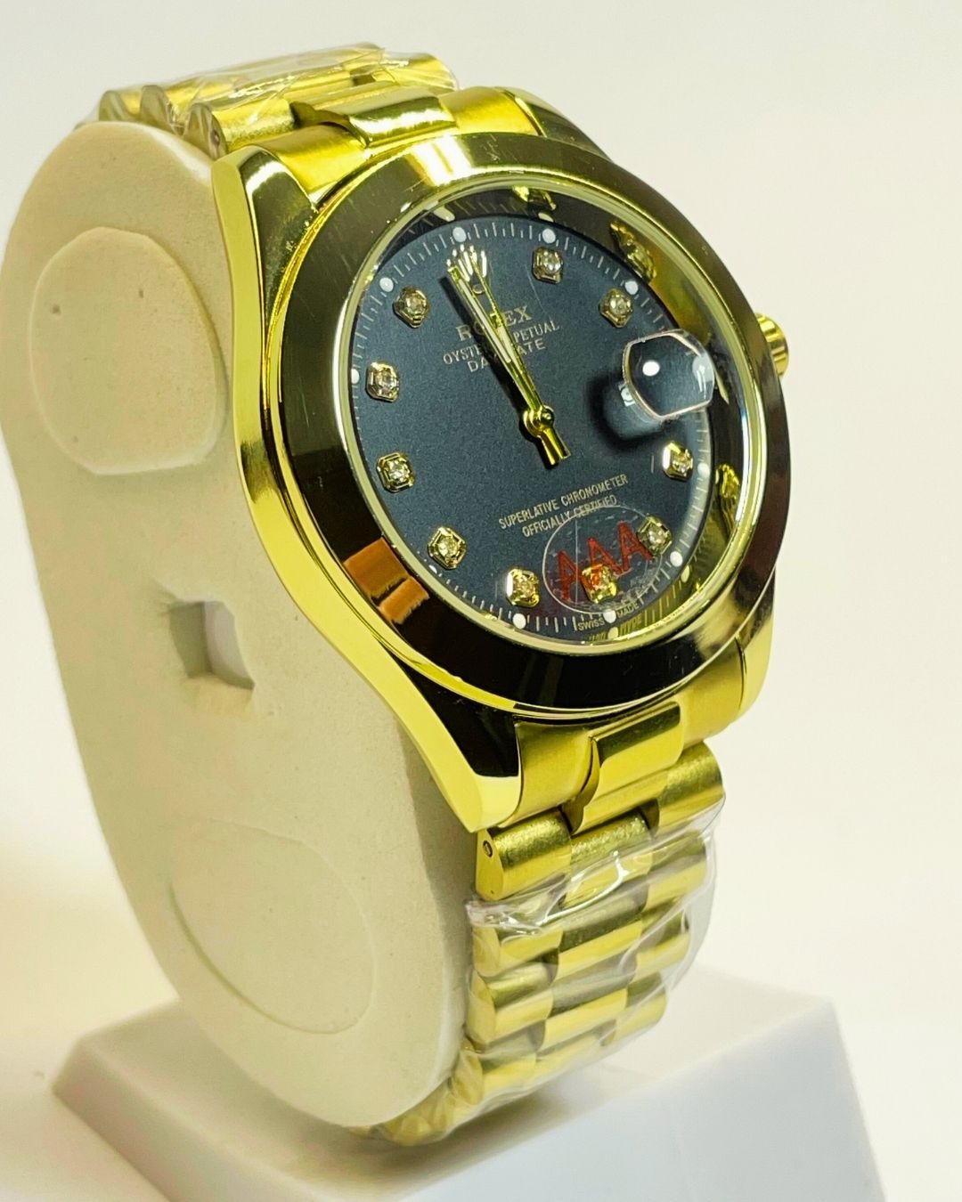 Rolex-Inspired Golden Watch with Classic Black Dial Stainless Steel – Elegant, Comfortable & Premium | FineOclock