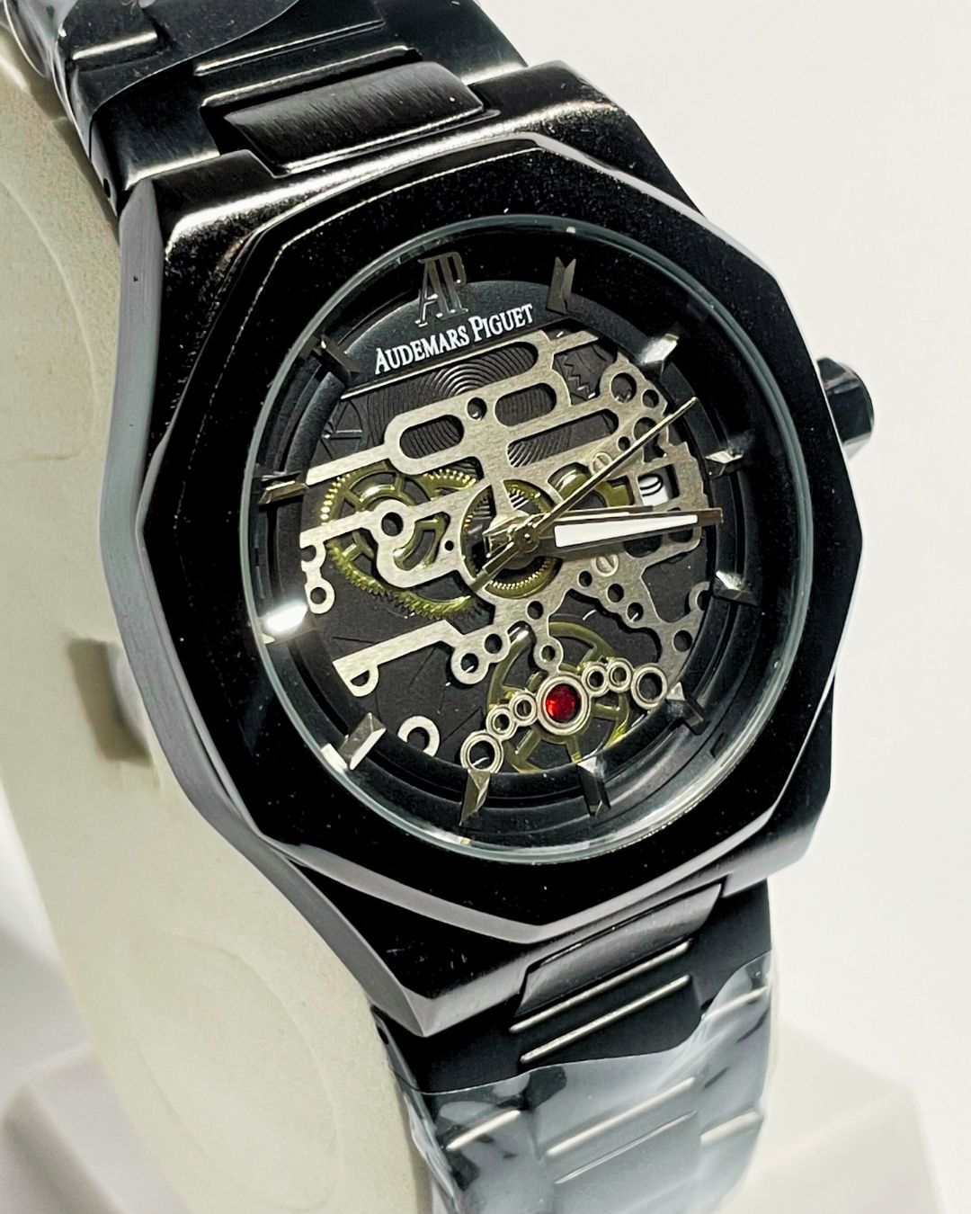 Audemars Piguet Black Edition Stainless Steel – Elegant, Comfortable & Premium | FineOclock