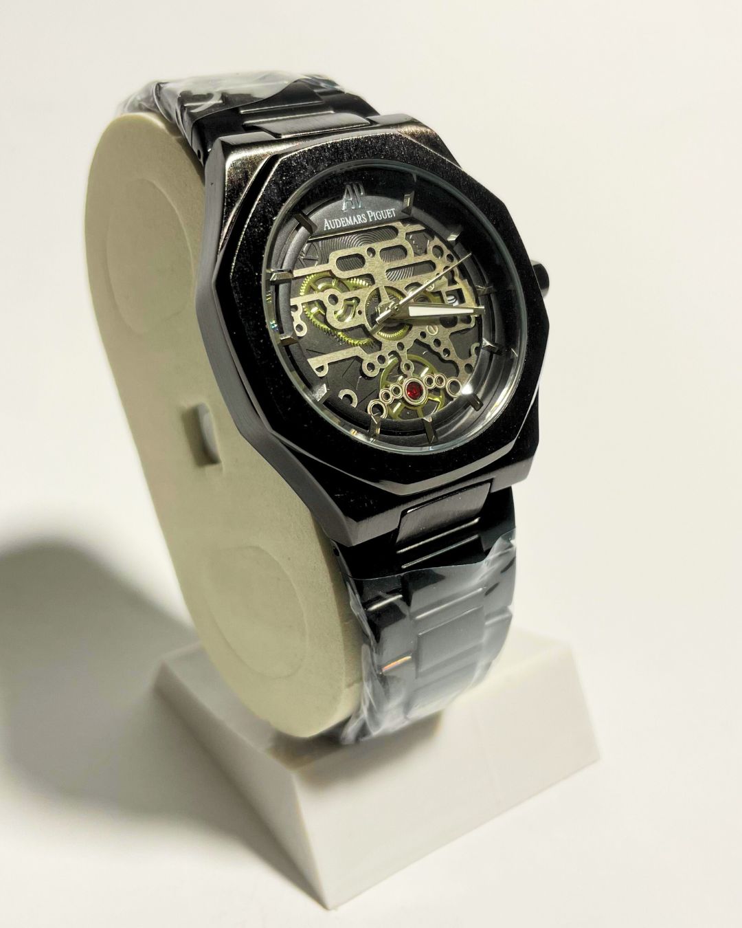 Audemars Piguet Black Edition Stainless Steel – Elegant, Comfortable & Premium | FineOclock