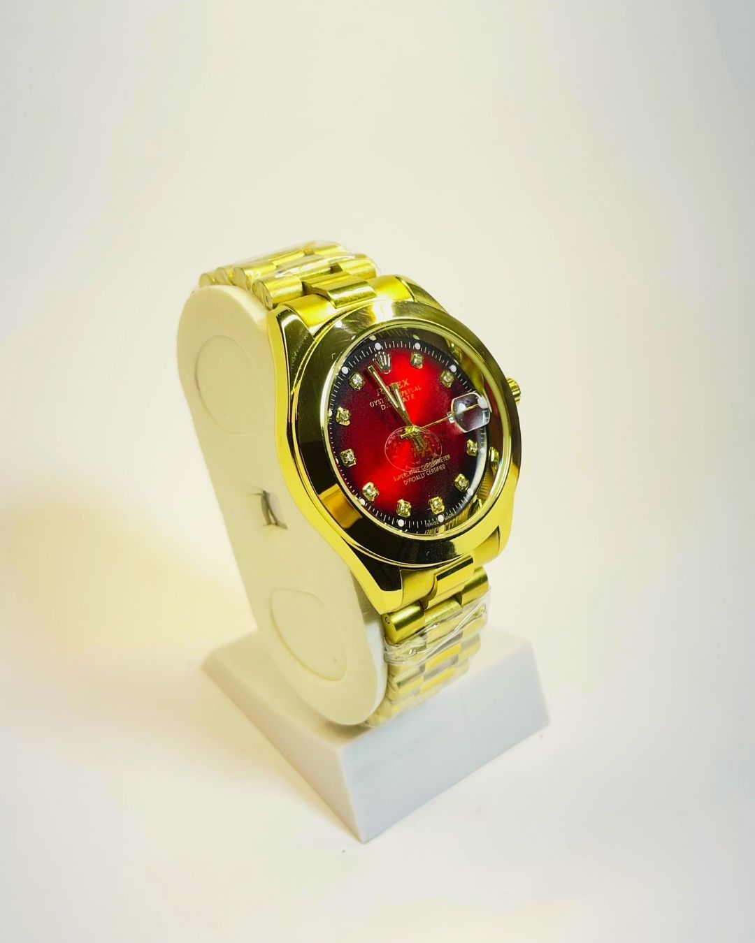 Rolex-Inspired Golden Watch with Crimson Red Dial Stainless Steel – Elegant, Comfortable & Premium | FineOclock
