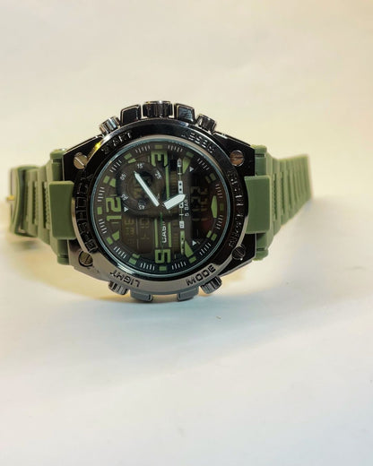 military-green-sports-watch-front-view Rubber Straps – Elegant metal dial, Comfortable & Premium for sports | FineOclock